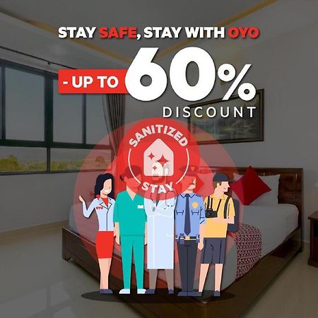 Oyo 1557 Bungas Guest House Медан Екстериор снимка