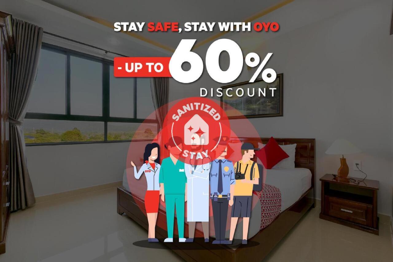 Oyo 1557 Bungas Guest House Медан Екстериор снимка